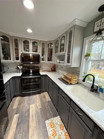 $625,000 | 155 Stepanek Road, Troy, MO 63379