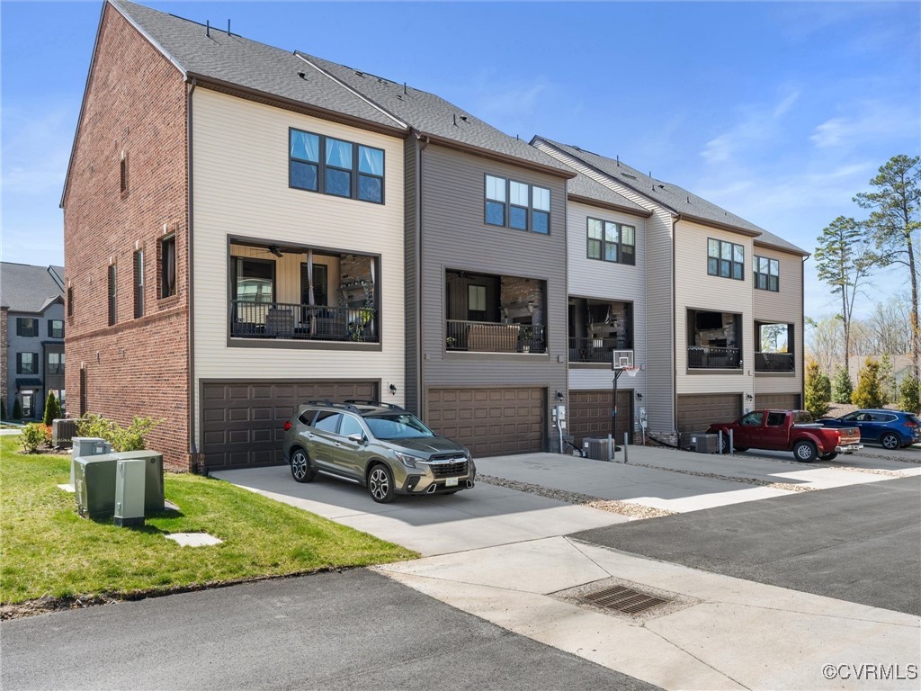 14100 Millpointe Road Midlothian, VA 23114 - Photo 42 of 46 a car parked in front of a building