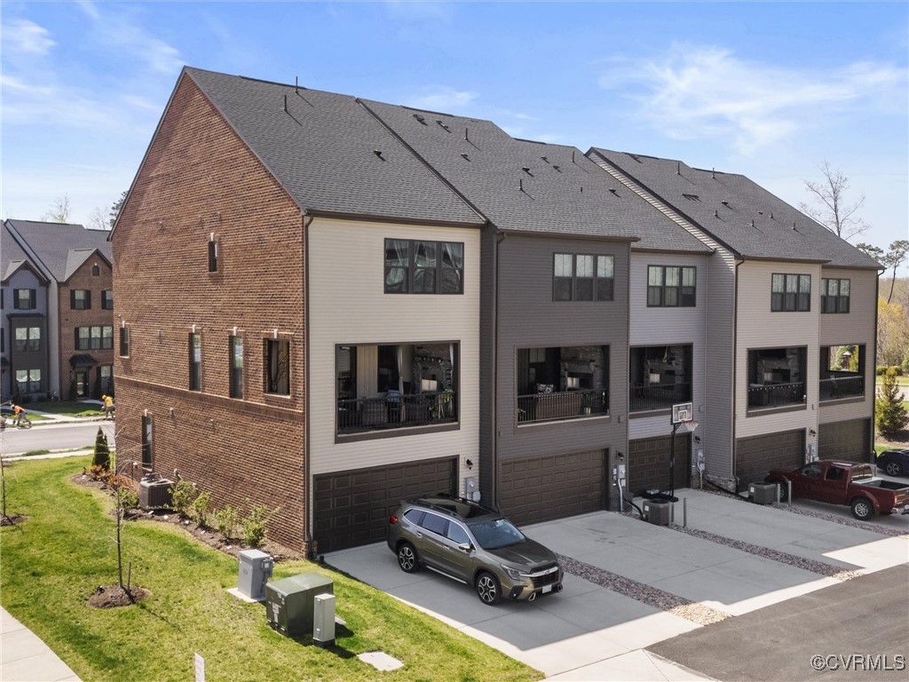 14100 Millpointe Road Midlothian, VA 23114 - Photo 43 of 46 a aerial view of a house with swimming pool and sitting area