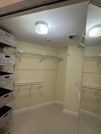 $3,100 | 19195 Northeast 36th Court, Unit 2703, Aventura, FL 33180
