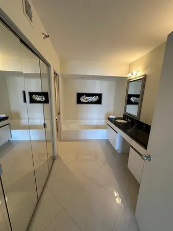 $3,100 | 19195 Northeast 36th Court, Unit 2703, Aventura, FL 33180