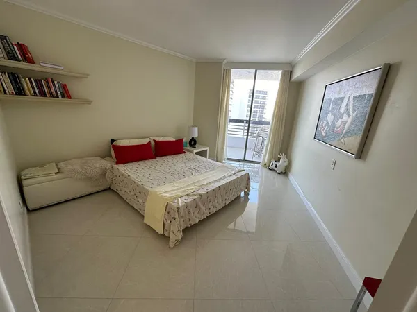 $3,100 | 19195 Northeast 36th Court, Unit 2703, Aventura, FL 33180