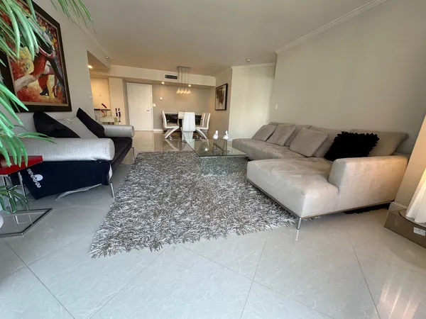 $3,100 | 19195 Northeast 36th Court, Unit 2703, Aventura, FL 33180