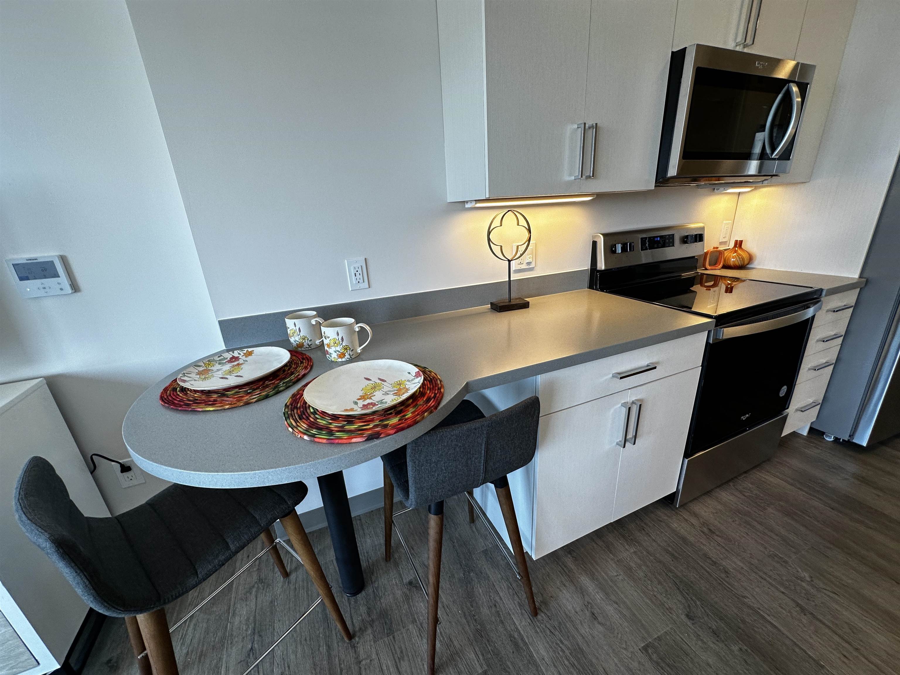 409 Elm Street, Unit 614 Manchester, NH 03101 - Photo 37 of 40