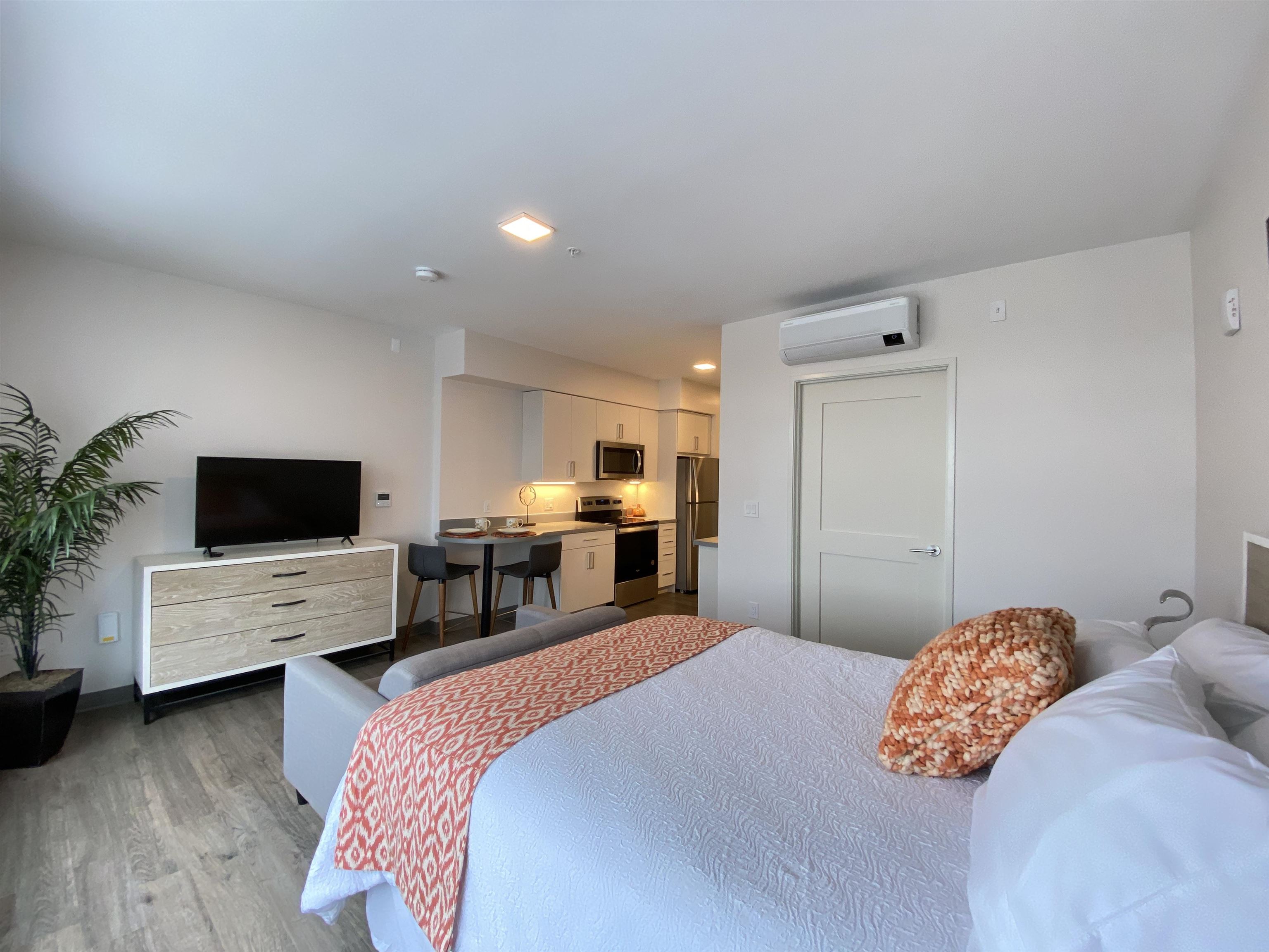 409 Elm Street, Unit 614 Manchester, NH 03101 - Photo 10 of 40