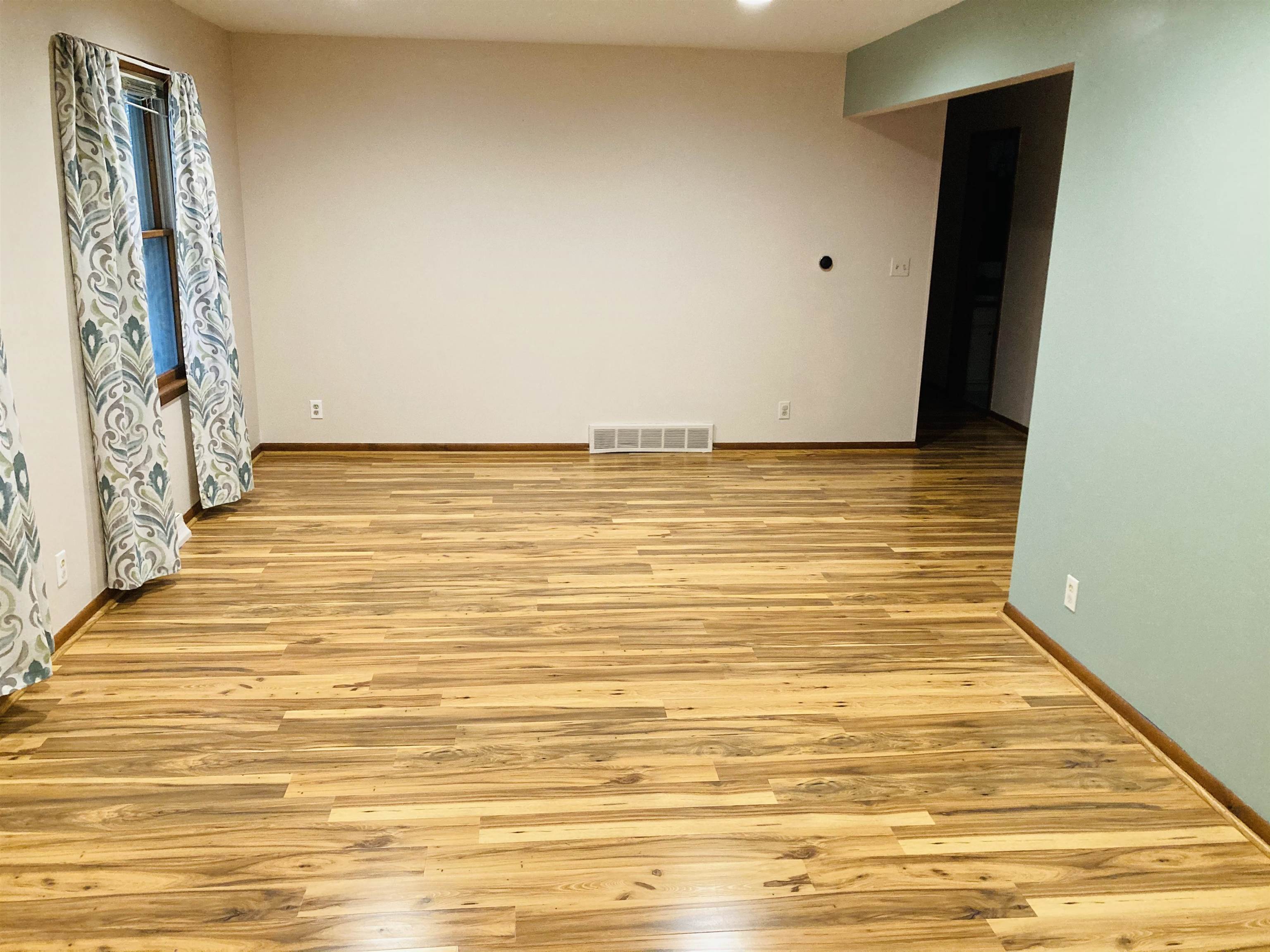 3115 Wilder Road Bay City, MI 48706 - Photo 7 of 27 Gallery Image 7