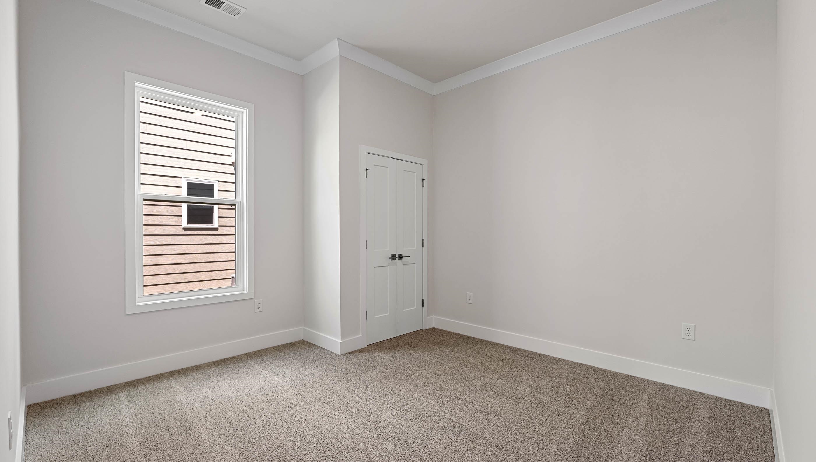 314 Fiery Road Greenville, SC 29607 - Photo 5 of 32 Gallery Image 5
