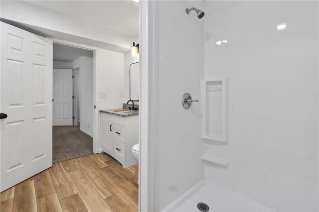 $315,000 | 2015 Karlton Way, Excelsior Springs, MO 64024