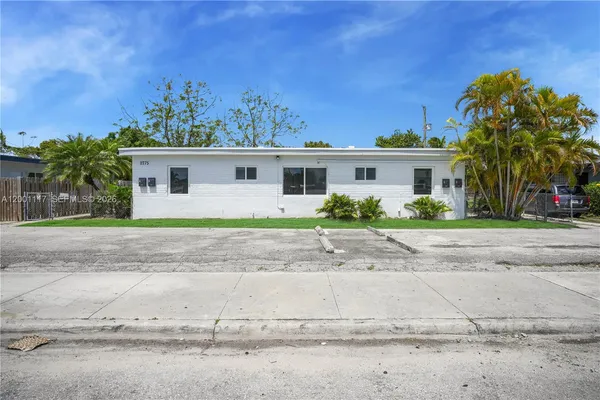 $1,000,000 | 11775 Southwest 223rd Street, Miami, FL 33170