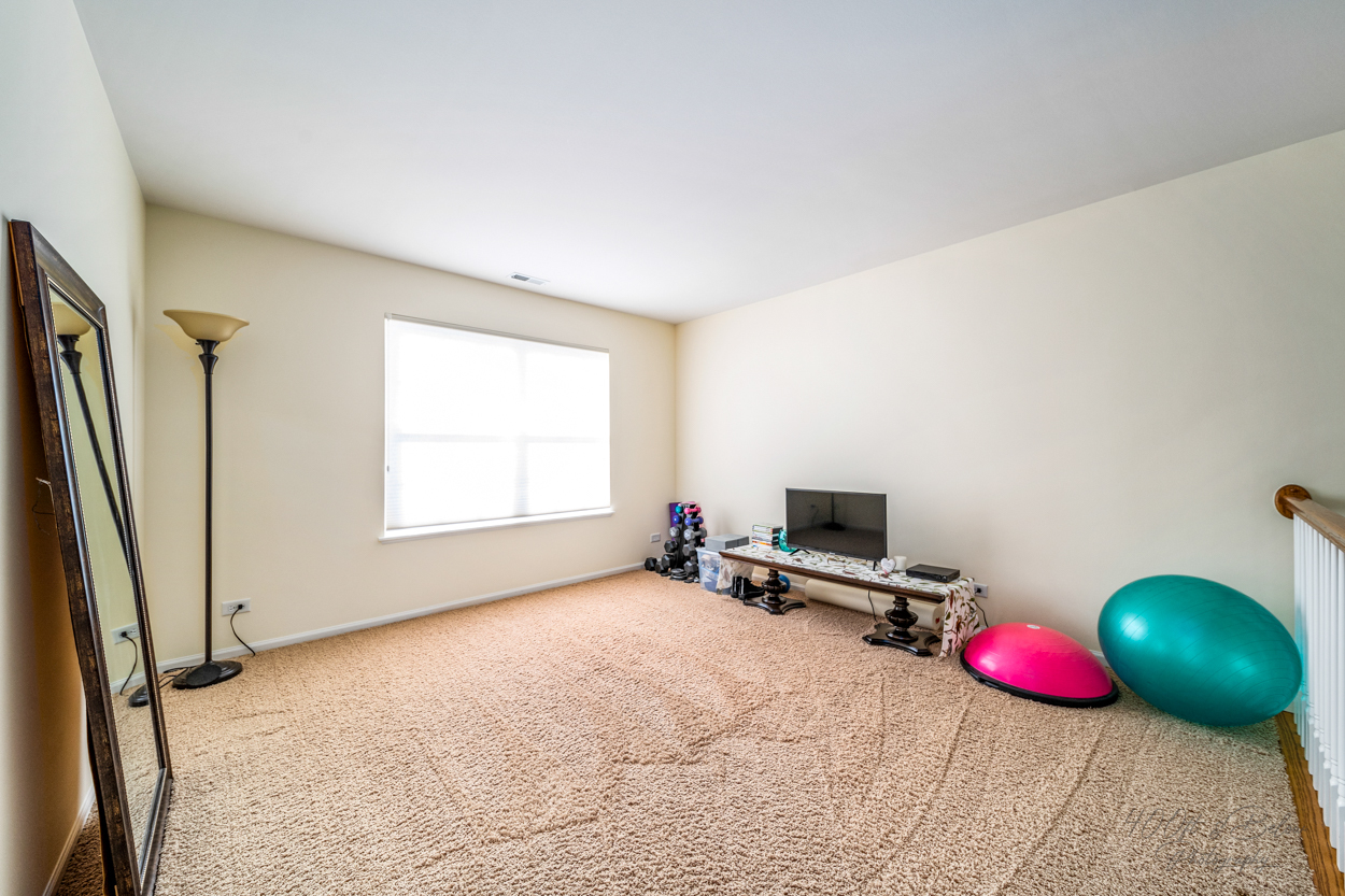 102 Town Center Boulevard Gilberts, IL 60136 - Photo 14 of 37