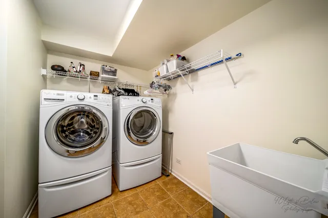 $345,000 | 102 Town Center Boulevard, Gilberts, IL 60136