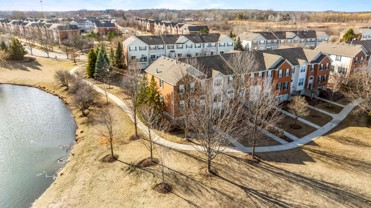 102 Town Center Boulevard Gilberts, IL 60136 - Photo 21 of 37