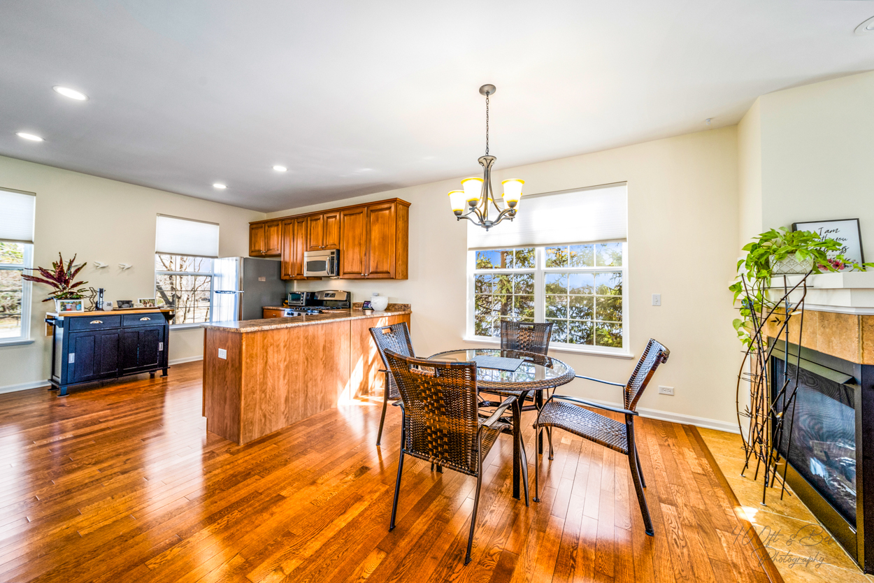 102 Town Center Boulevard Gilberts, IL 60136 - Photo 5 of 37