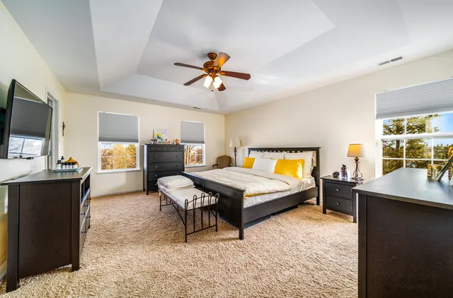 $345,000 | 102 Town Center Boulevard, Gilberts, IL 60136