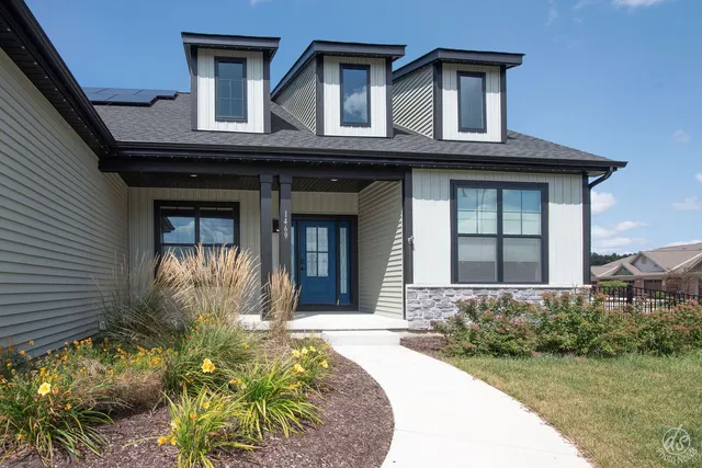 $3,400 | 1469 Starfish Lane, Sycamore, IL 60178