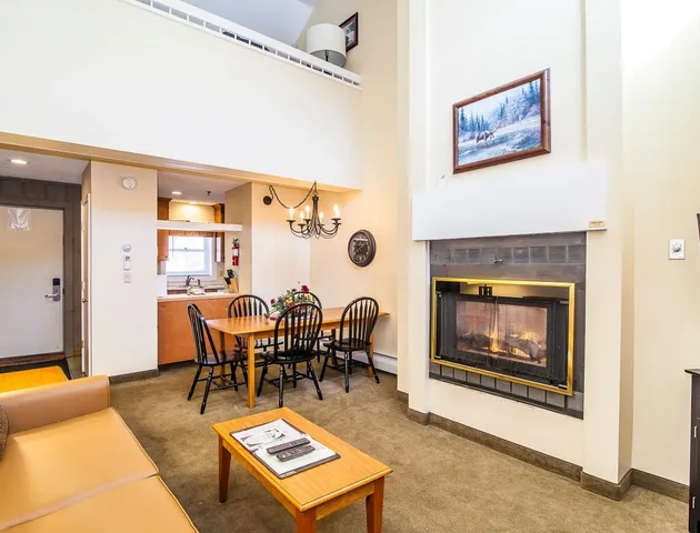 $3,900 | 26 Fox Run Road, Unit 2&3, Lincoln, NH 03251