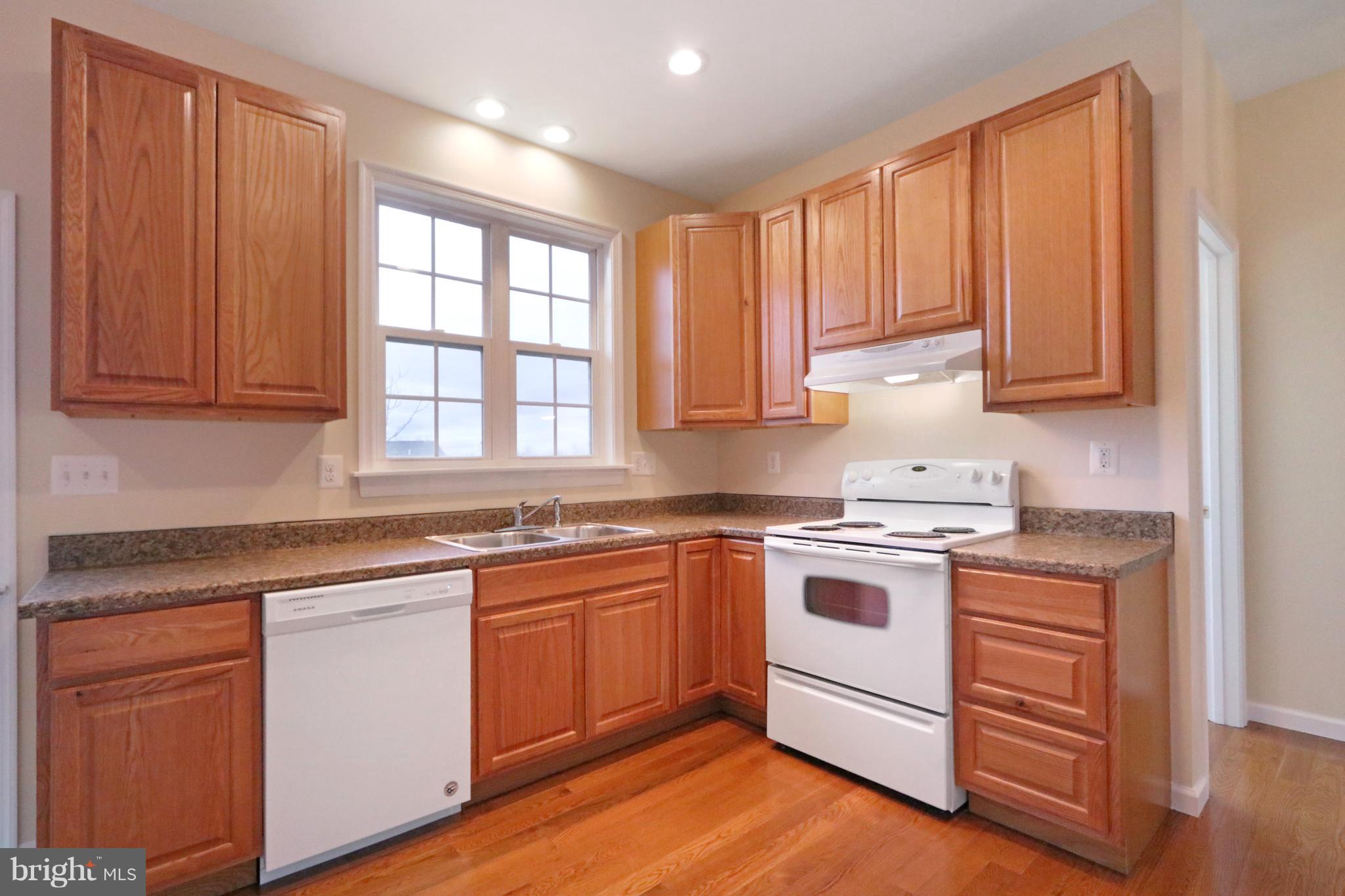 99 Saratoga Road Inwood, WV 25428 - Photo 16 of 34 Kitchen