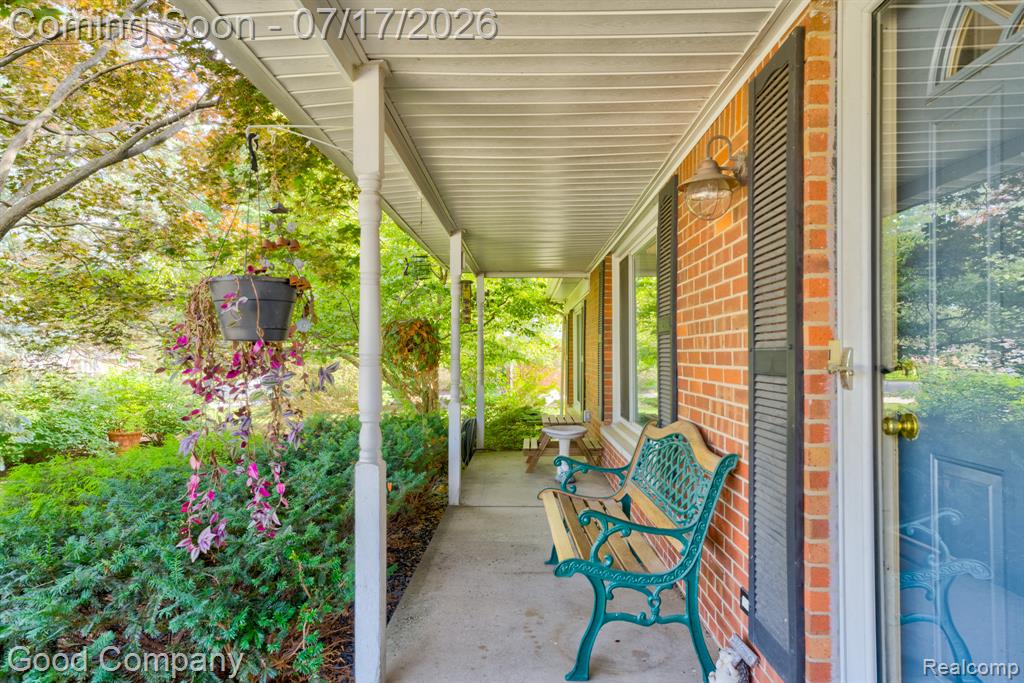 53625 Shelby Road Utica, MI 48316 - Photo 65 of 67 Gallery Image 65