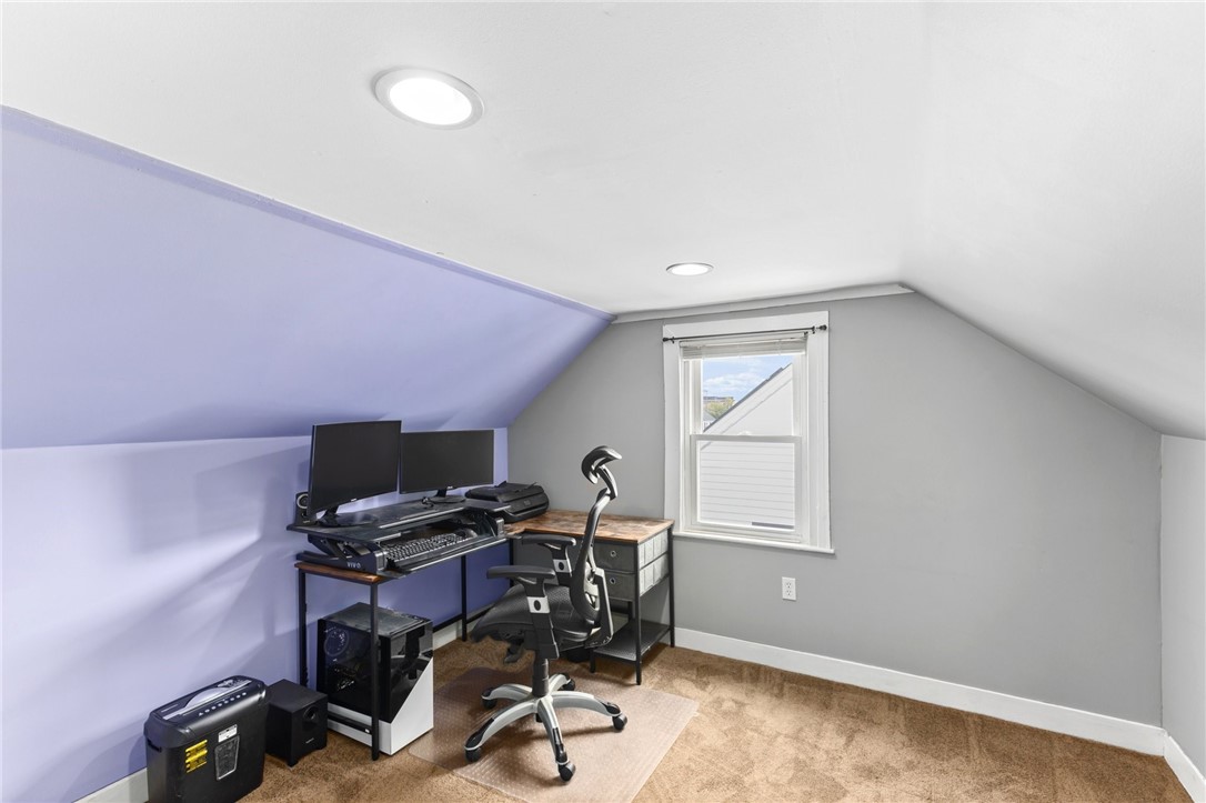 46 Lindesta Road Pawtucket, RI 02861 - Photo 21 of 27 Gallery Image 21