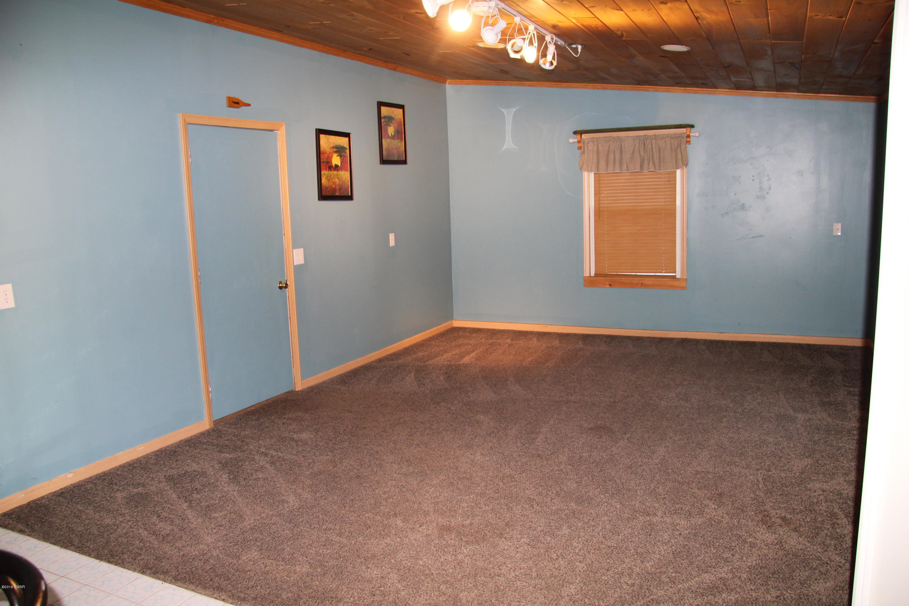 835 Long Ridge Road Hawley, PA 18428 - Photo 11 of 39