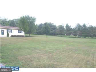 43 West 4 Point Road Womelsdorf, PA 19567 - Photo 5 of 7 Gallery Image 5