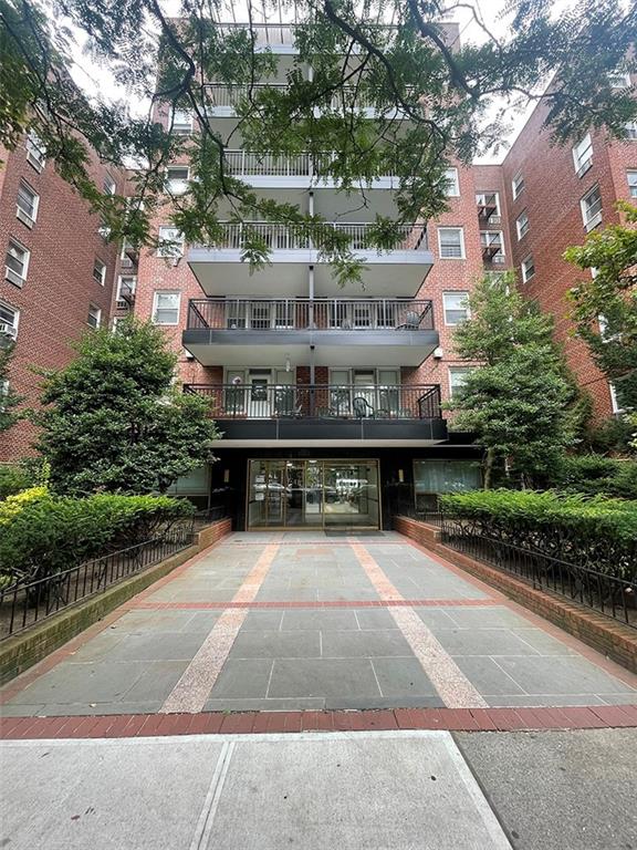 770 Ocean Pkwy Unit 4A  