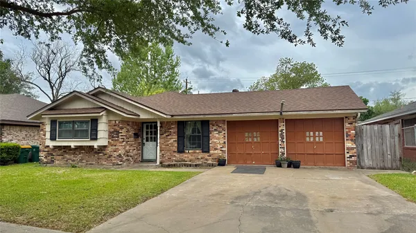 $199,999 | 2714 San Jacinto Drive, Pasadena, TX 77502