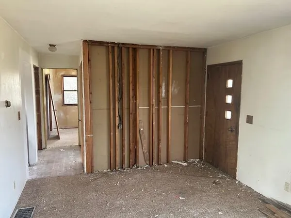 $130,000 | 6515 West Broomfield Road, Remus, MI 49340