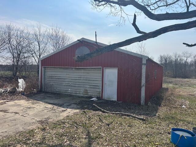 6515 West Broomfield Road Remus, MI 49340 - Photo 3 of 15 IMG_2234