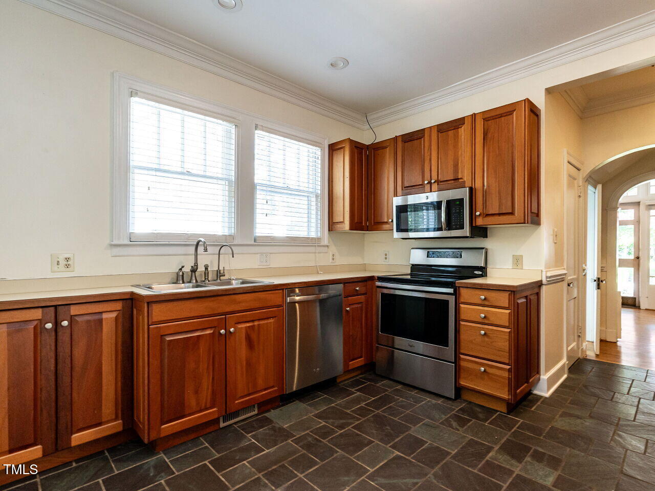 2715 Vanderbilt Avenue Raleigh, NC 27607 - Photo 13 of 36 016-1280x960-kitchen