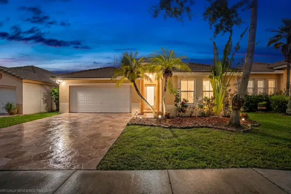 $659,900 | 376 East Royal Cove Circle, Davie, FL 33325