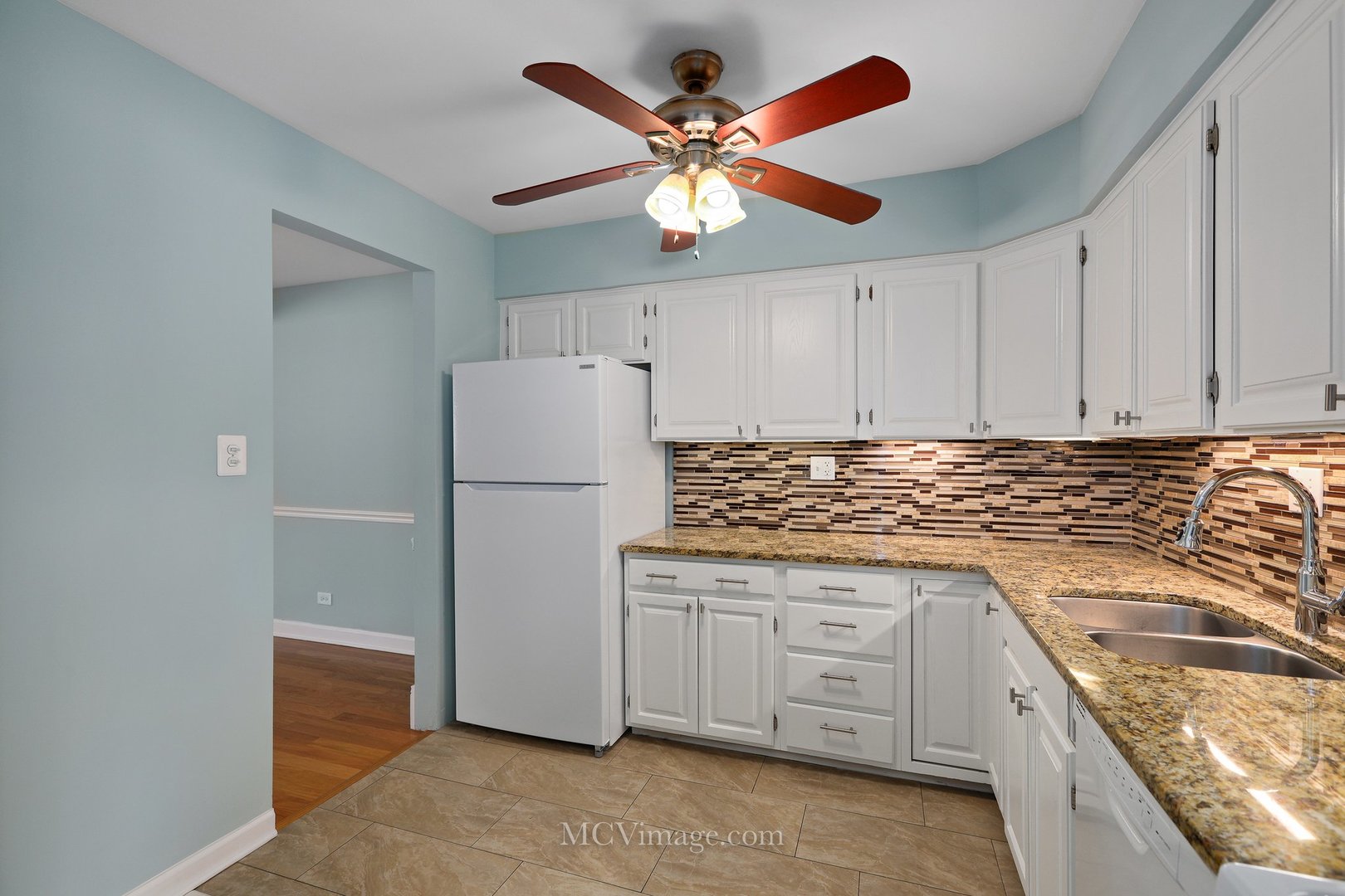 479 Rustic Drive Wheeling, IL 60090 - Photo 11 of 30