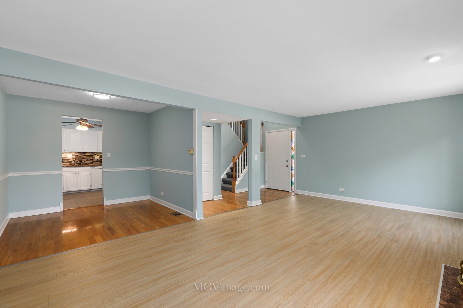 479 Rustic Drive Wheeling, IL 60090 - Photo 7 of 30