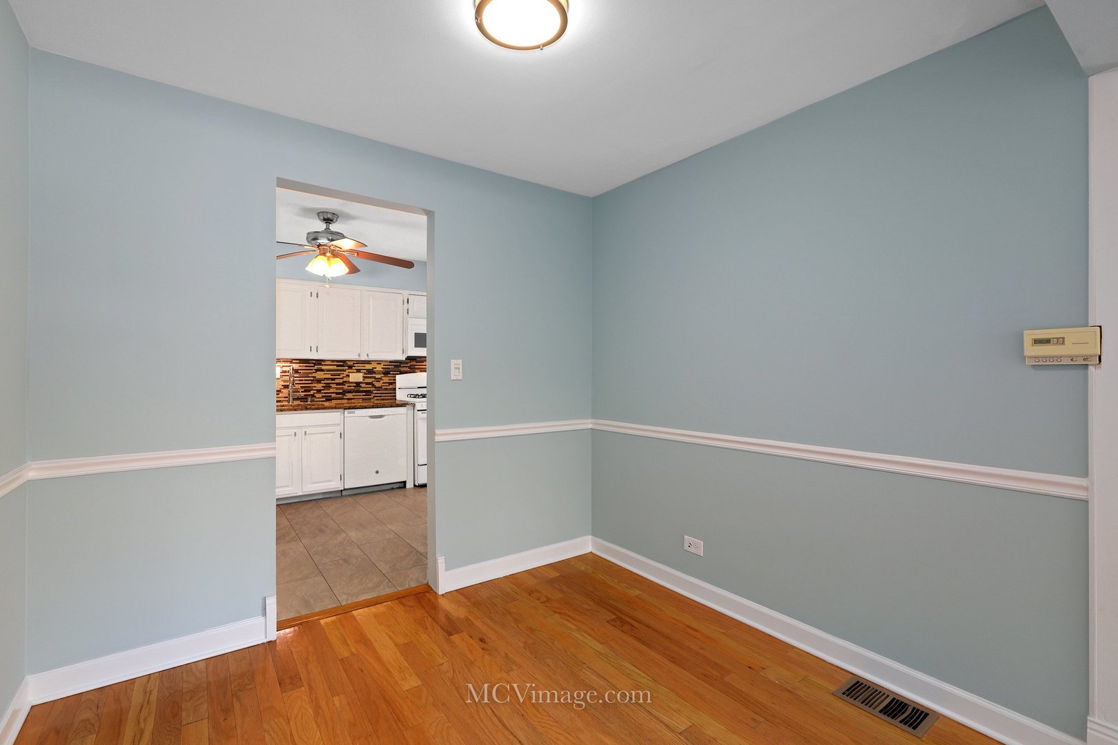 479 Rustic Drive Wheeling, IL 60090 - Photo 8 of 30