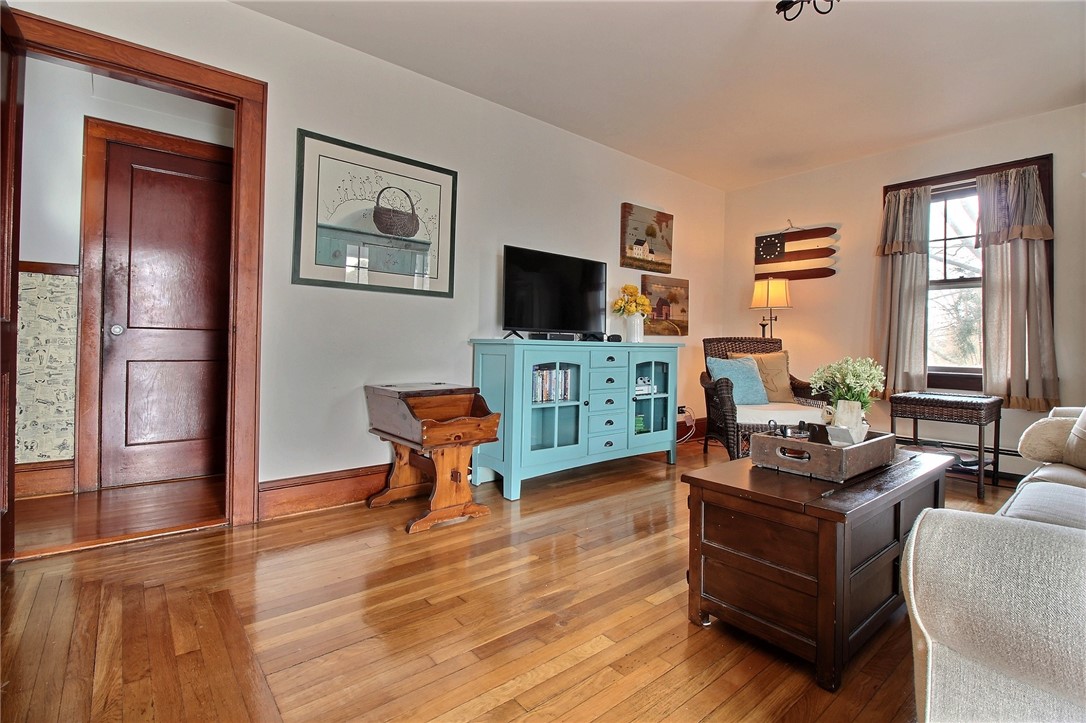 10 Batterson Avenue Westerly, RI 02891 - Photo 4 of 16 Gallery Image 4