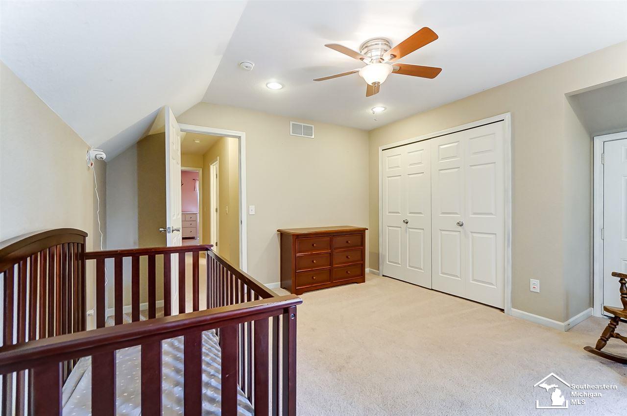 8851 Crabb Road Temperance, MI 48182 - Photo 29 of 52 50039455-28.JPG