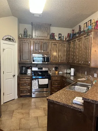 $282,000 | 1022 Cardinal Drive, Richwood, TX 77566