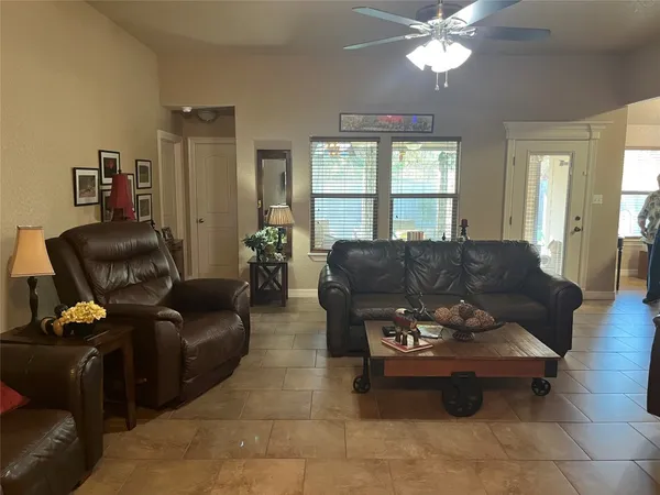 $282,000 | 1022 Cardinal Drive, Richwood, TX 77566