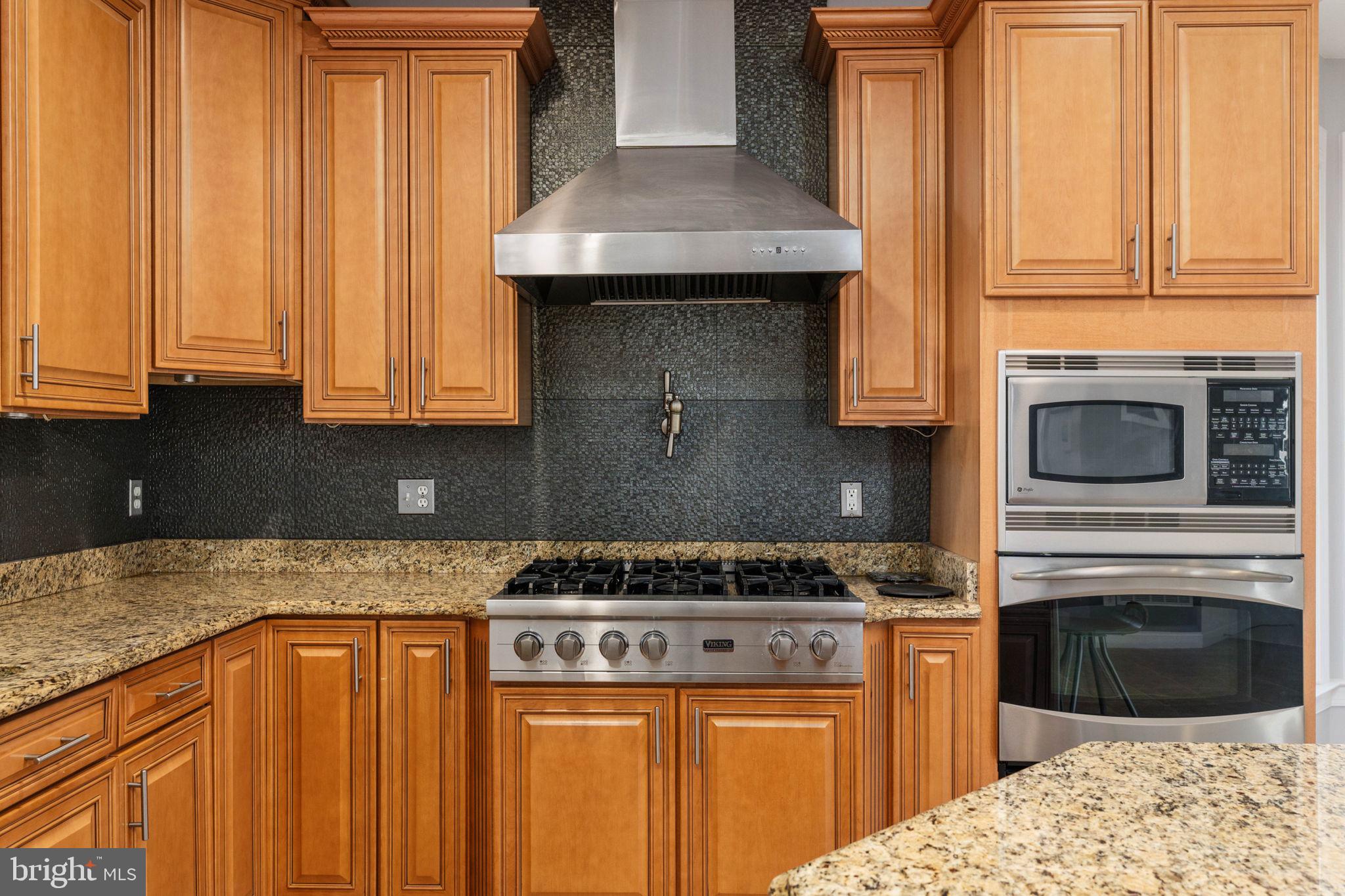 9329 Castle Hill Road Springfield, VA 22153 - Photo 30 of 83 Gallery Image 30