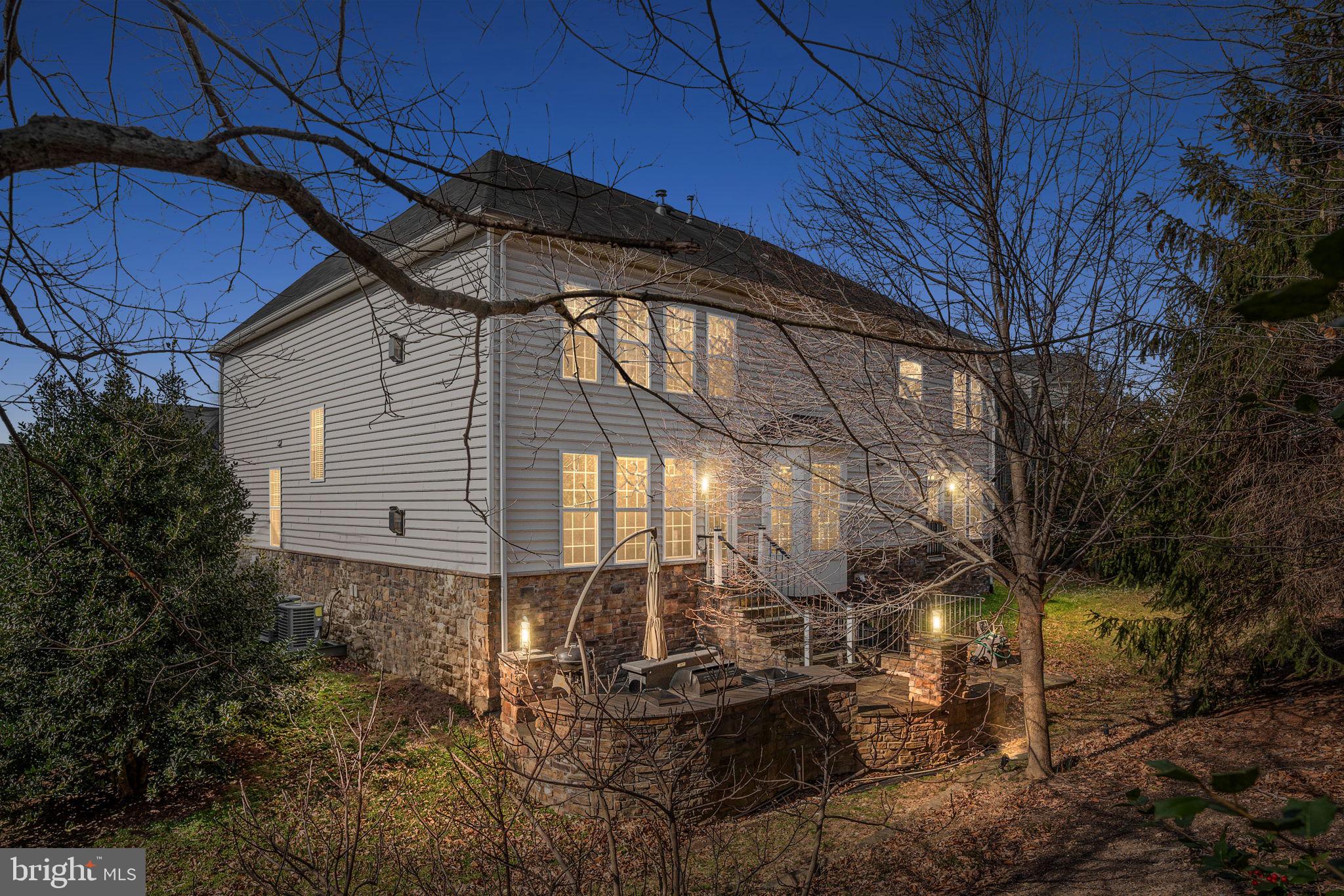 9329 Castle Hill Road Springfield, VA 22153 - Photo 3 of 83 Gallery Image 3