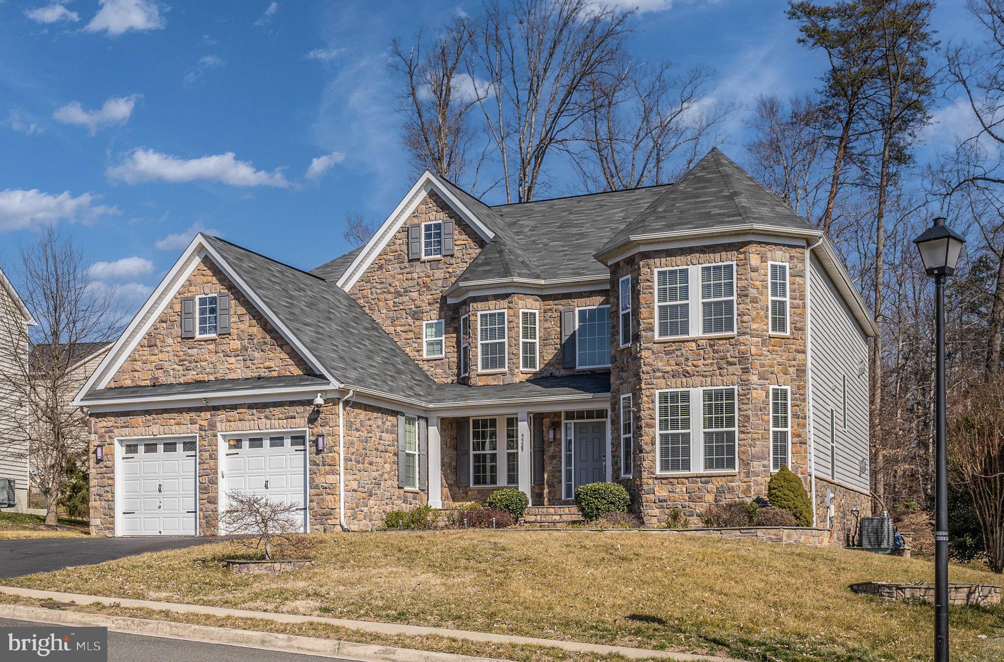9329 Castle Hill Road Springfield, VA 22153 - Photo 5 of 83 Gallery Image 5