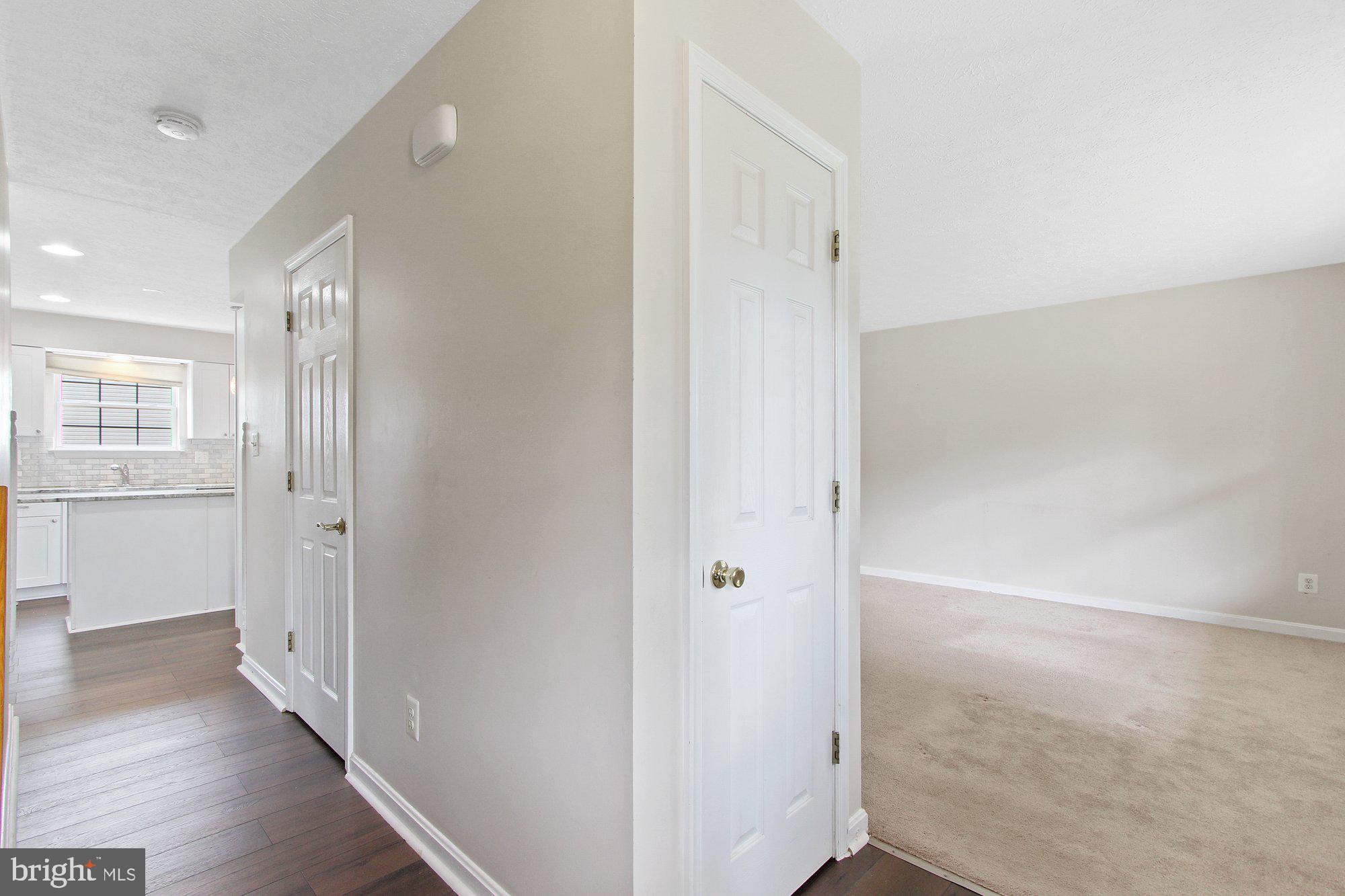 3806 Longley Road Abingdon, MD 21009 - Photo 3 of 27 foyer entrance