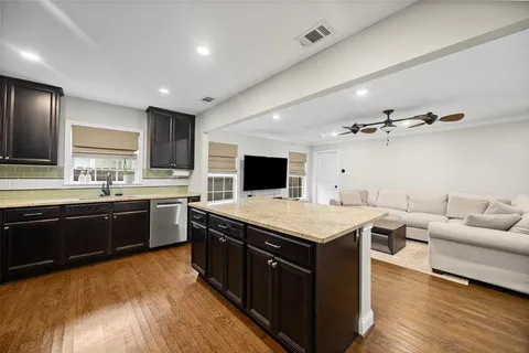 $979,000 | 5947 Mercedes Avenue, Dallas, TX 75206