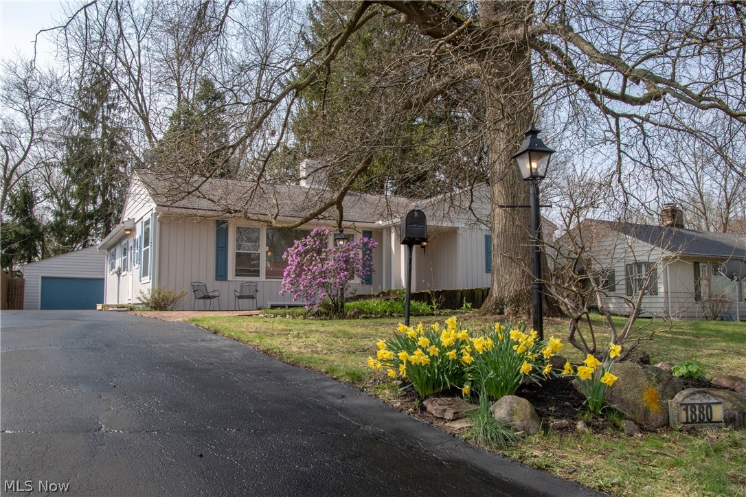 1880 Ganyard Road Akron, OH 44313 - Photo 2 of 35 Gallery Image 2
