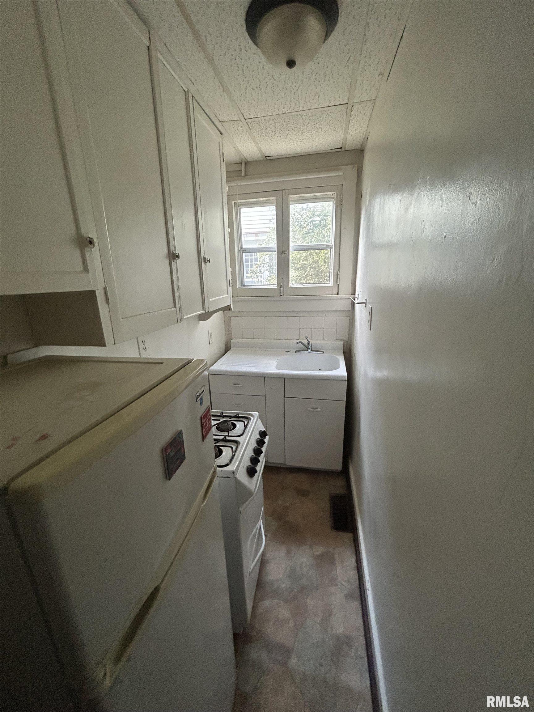 1453 North 3rd Street Springfield, IL 62702 - Photo 8 of 15