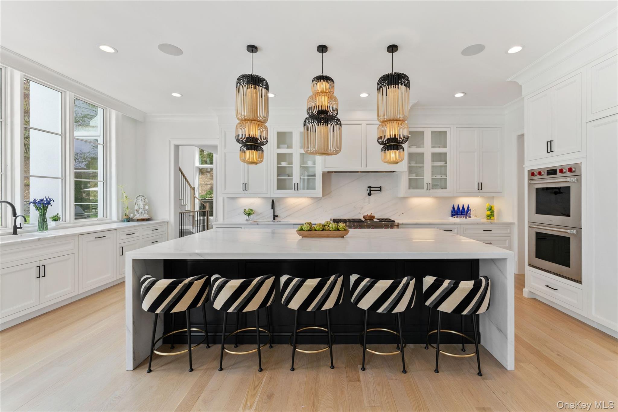 17 Oxford Road Scarsdale, NY 10583 - Photo 5 of 49 A culinary dream with a fleet of high end appliances