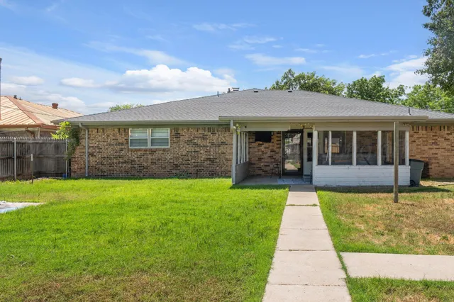 $285,000 | 2428 North Fir Street, Pampa, TX 79065