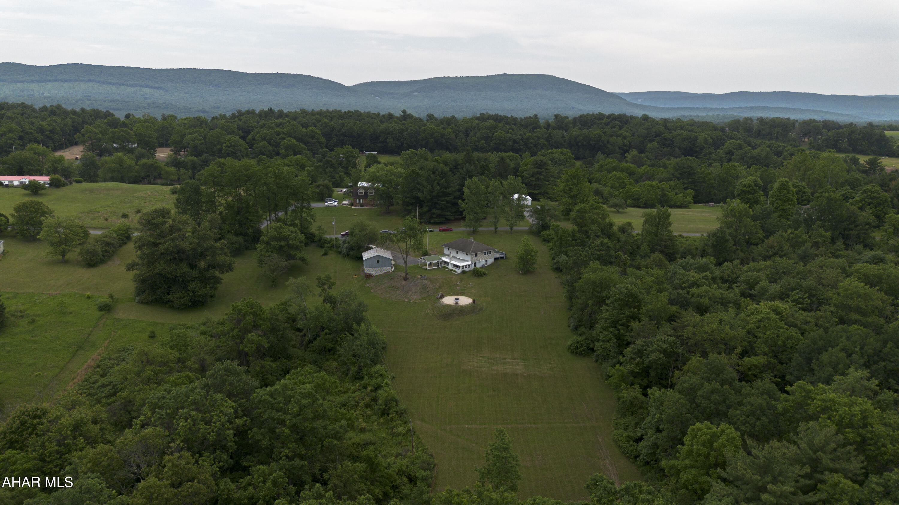 264 Cromwell Ridge Road Hustontown, PA 17229 - Photo 17 of 47