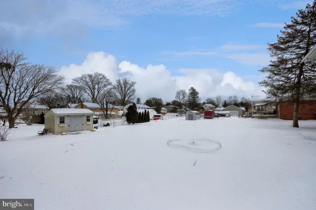 $349,900 | 509 Oak Grove Drive, Lancaster, PA 17601