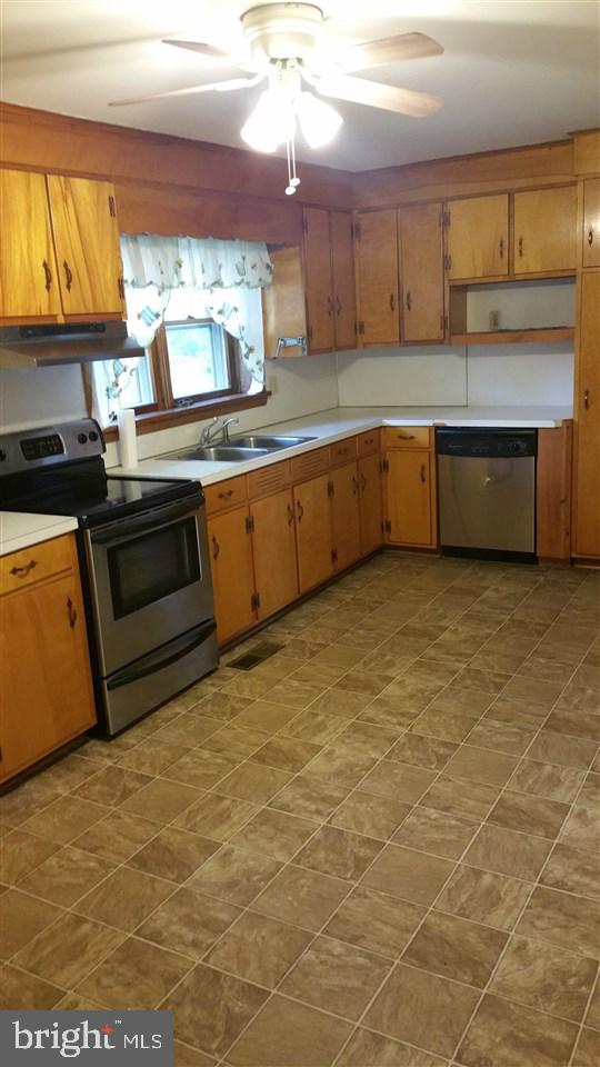 7 Maurice Road Mount Holly Springs, PA 17065 - Photo 5 of 12 Gallery Image 5